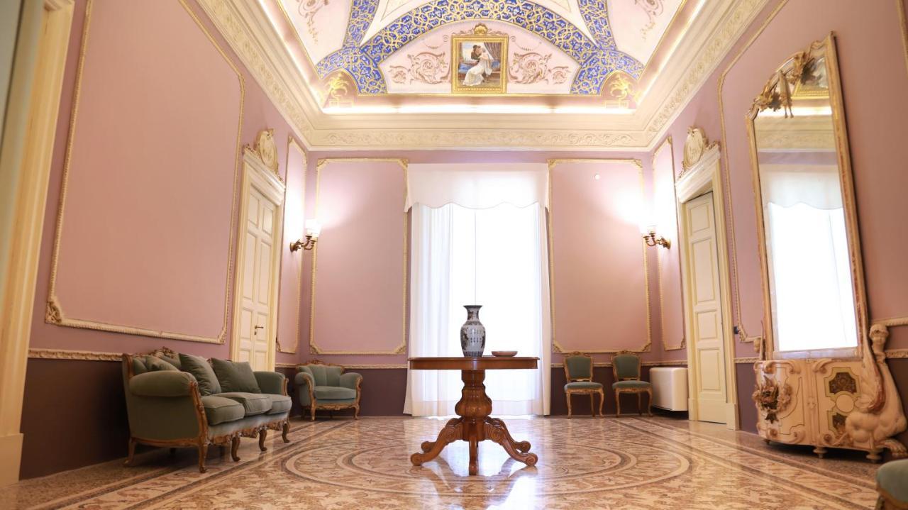 Bed and Breakfast Palazzo Francesco Grassi Aradeo Zewnętrze zdjęcie