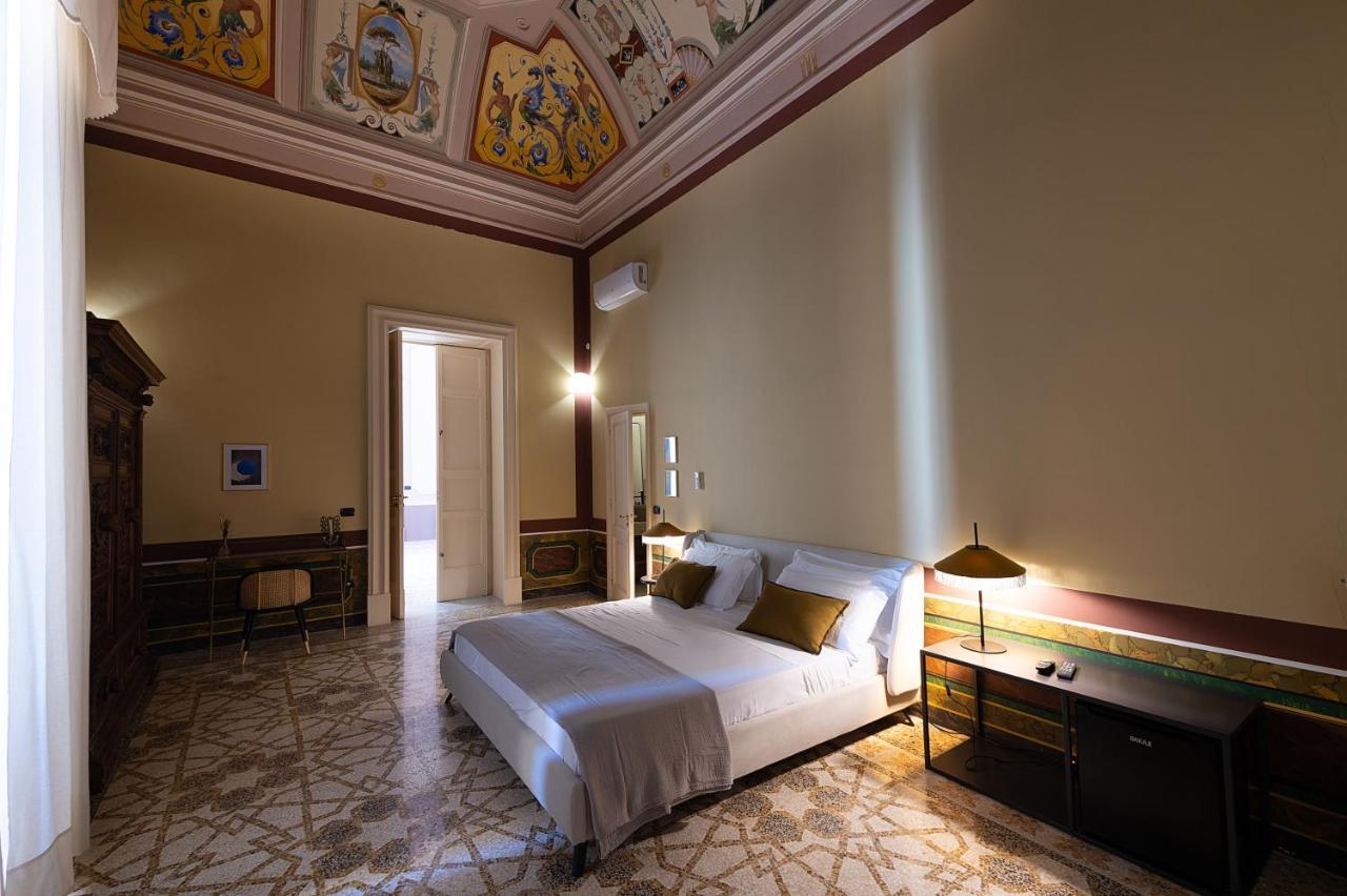 Bed and Breakfast Palazzo Francesco Grassi Aradeo Zewnętrze zdjęcie