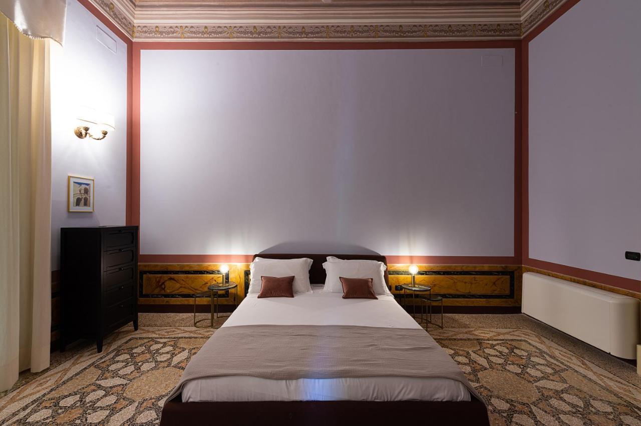 Bed and Breakfast Palazzo Francesco Grassi Aradeo Zewnętrze zdjęcie