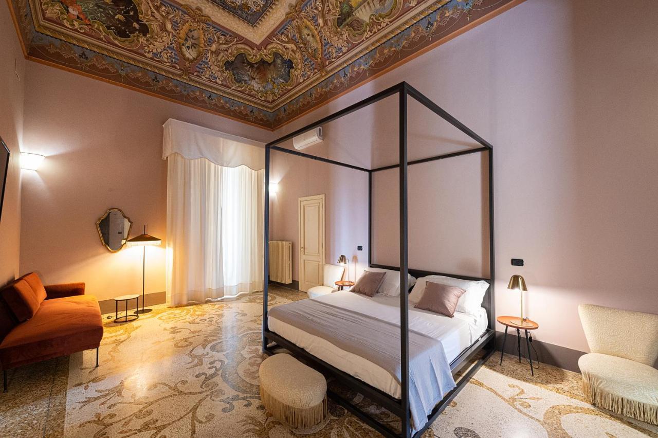 Bed and Breakfast Palazzo Francesco Grassi Aradeo Zewnętrze zdjęcie