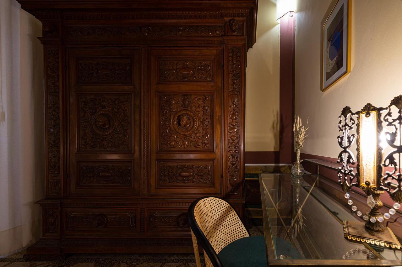 Bed and Breakfast Palazzo Francesco Grassi Aradeo Zewnętrze zdjęcie