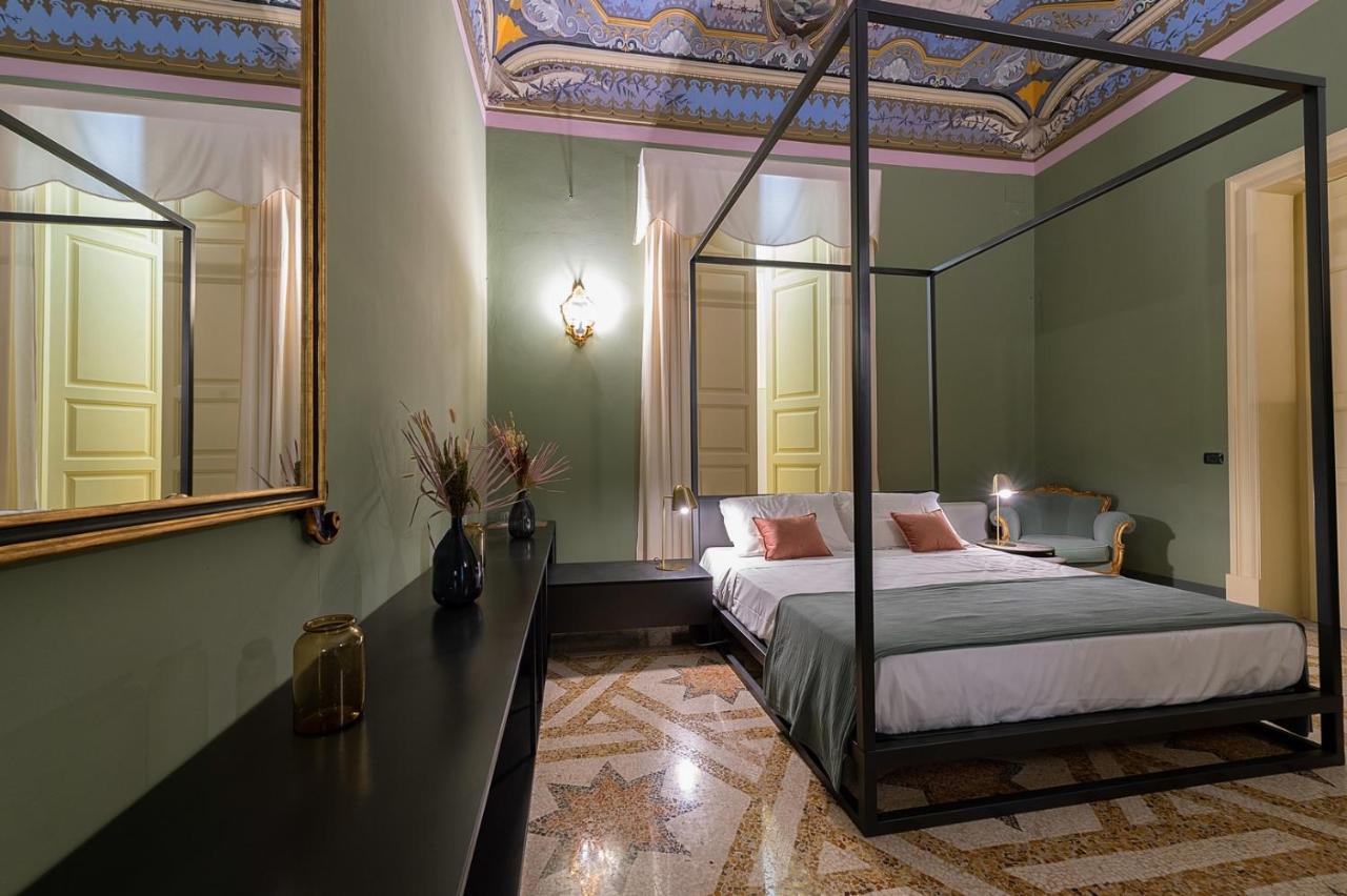 Bed and Breakfast Palazzo Francesco Grassi Aradeo Zewnętrze zdjęcie